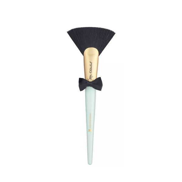 Too Faced Mr. Chiseled Contouring Brush