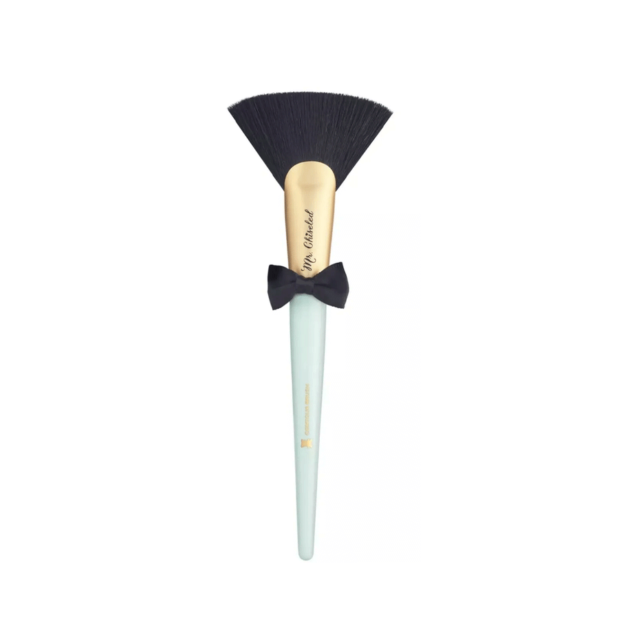 Too Faced Mr. Chiseled Contouring Brush