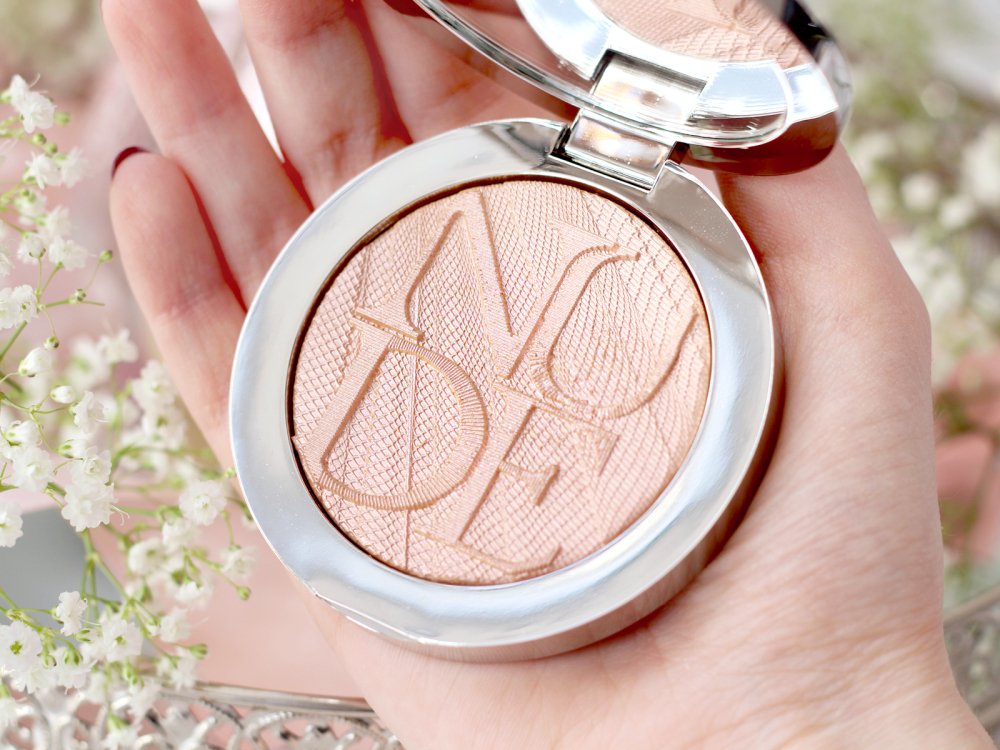 dior holo pink luminizer