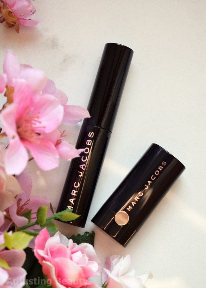 Marc Jacobs Velvet Noir Major Volume Mascara Travel Size - 10 Noir - Brand hub pakistan