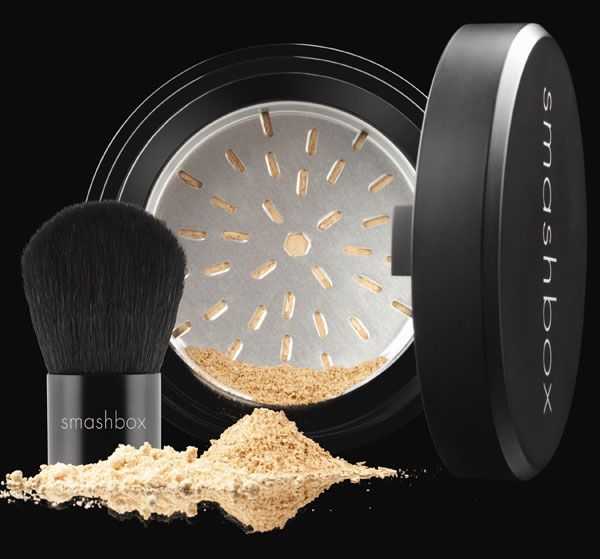 Smashbox Halo Hydrating Perfecting Powder- Fair - Brand hub pakistan